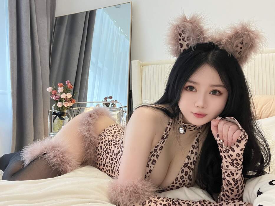 【SS】CHN COSER 是依酱呀 写真合集【73期-6.7GB】-CoserBaby