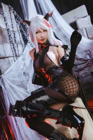 图片[4]-【SS+】清水由乃：用镜头写诗的COSER，让角色活在光影里【65期-51.9GB】-CoserBaby