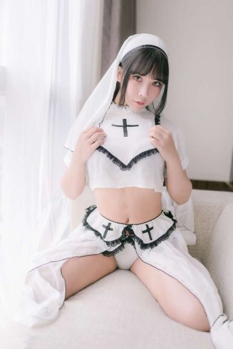 图片[1]-【SS+】抱走莫子aa：跨次元变奏曲，用光影雕刻二次元灵魂【64期-50.6GB】-CoserBaby