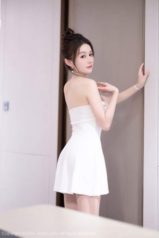 图片[2]-【单集】XIUREN秀人网模特 唐宁宁模拍写真【82P-447MB】-CoserBaby
