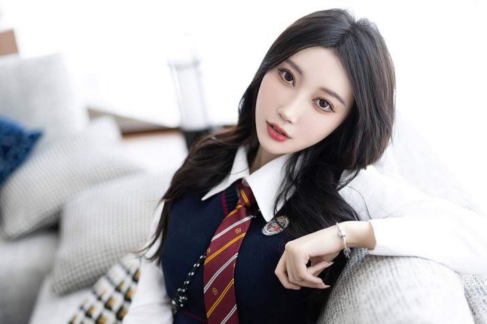 【单集】XIUREN秀人网模特 玥儿玥 模拍写真-CoserBaby