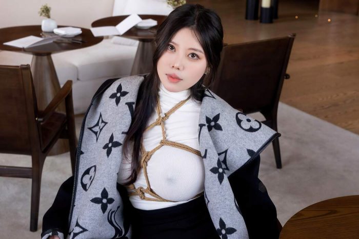 【单集】XIUREN秀人网模特 白茹雪 模拍写真-CoserBaby